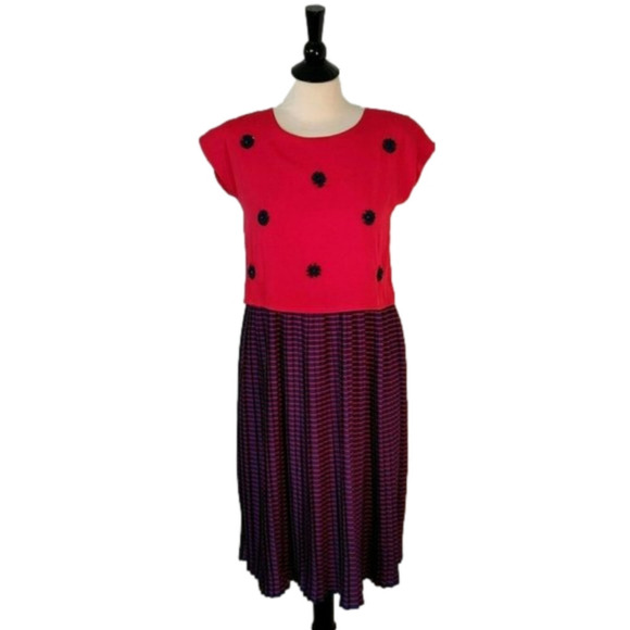 NWT Little Marc Jacobs Red and Purple Crepe Medi Dress Beaded Flowers Size 12+ - Picture 1 of 10